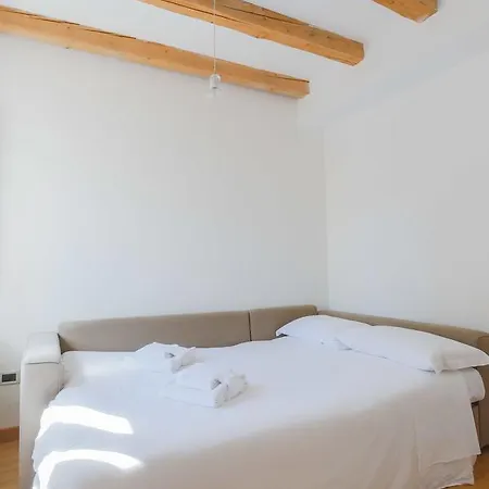 Triestevillas Cavazzeni Atelier, 2 Bedroom Design 아파트 트리에스테