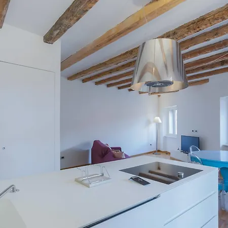 아파트 Triestevillas Cavazzeni Atelier, 2 Bedroom Design