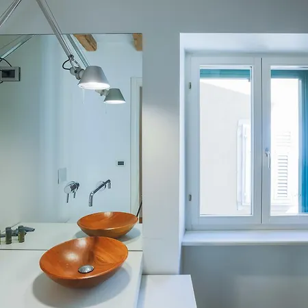 Triestevillas Cavazzeni Atelier, 2 Bedroom Design 아파트 트리에스테